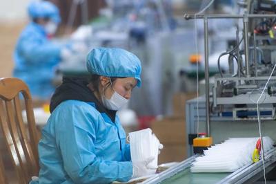 湖南瀏陽 開足馬力保供應，口罩產銷兩旺顯擔當